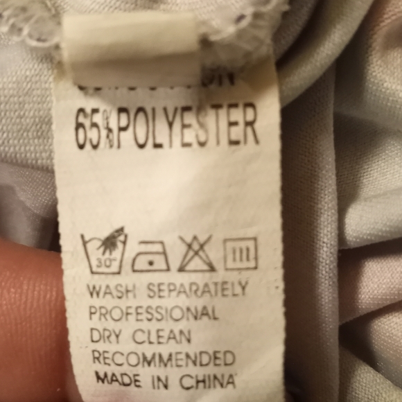 Stay weird t-shirt - Picture 3 of 5